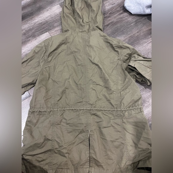 Green Jacket - Picture 4 of 4